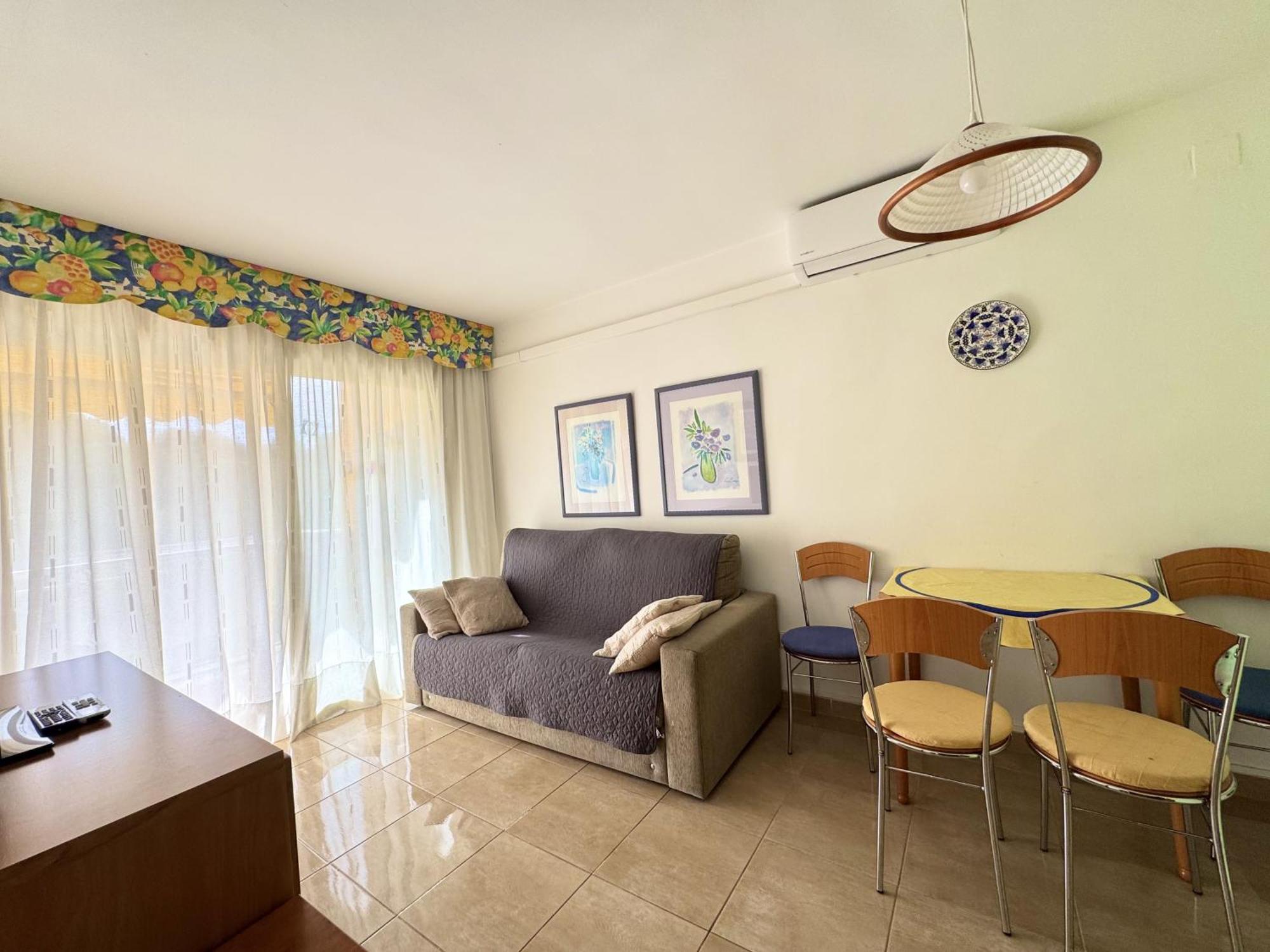 Apartsalou Penedes Экстерьер фото