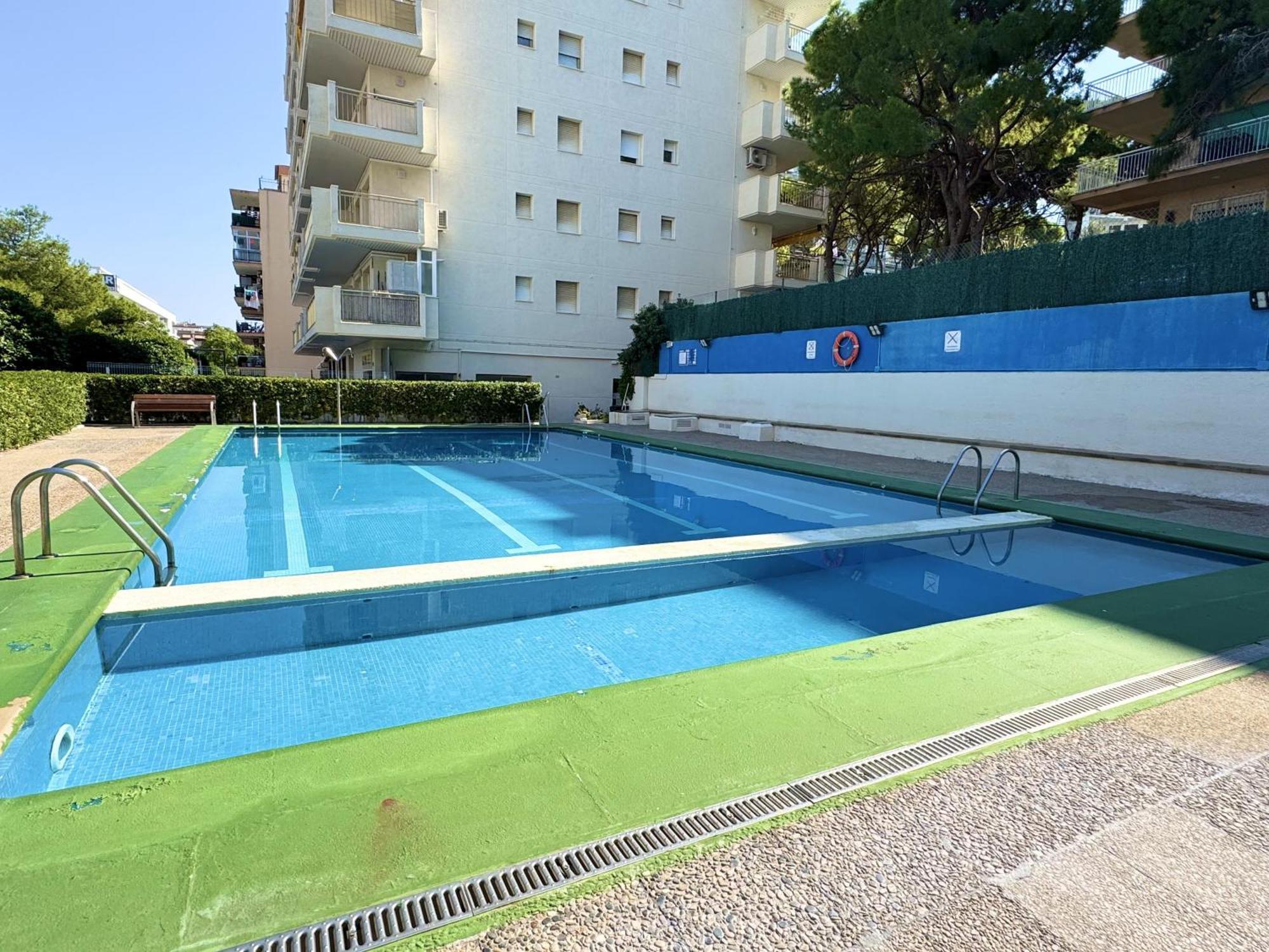 Apartsalou Penedes Экстерьер фото