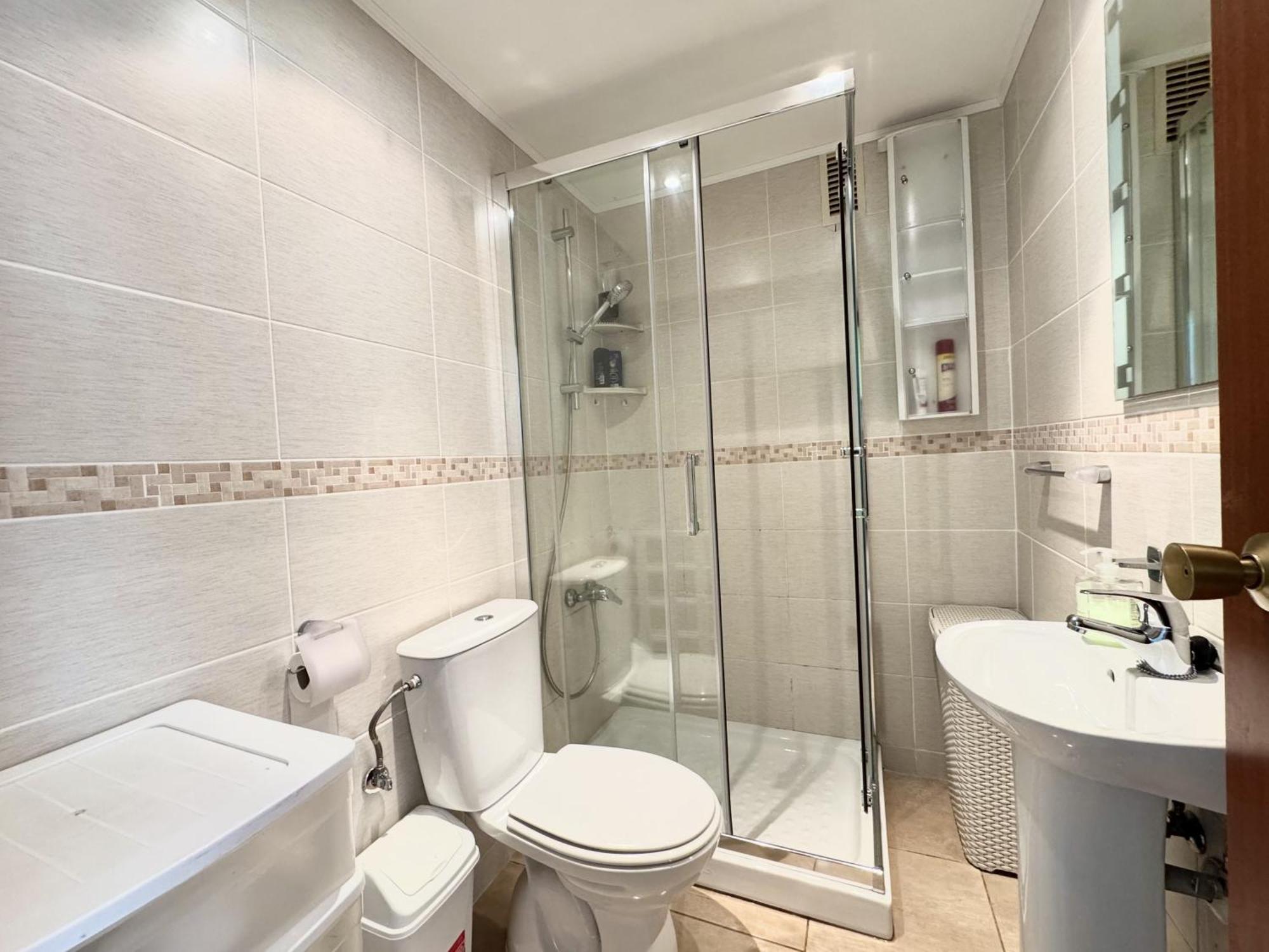 Apartsalou Penedes Экстерьер фото